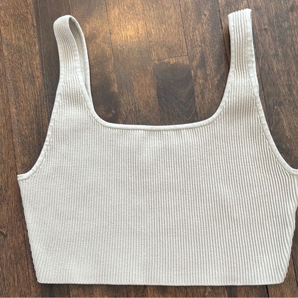 Babaton Sculpt Knit Square Neck Cropped Tank